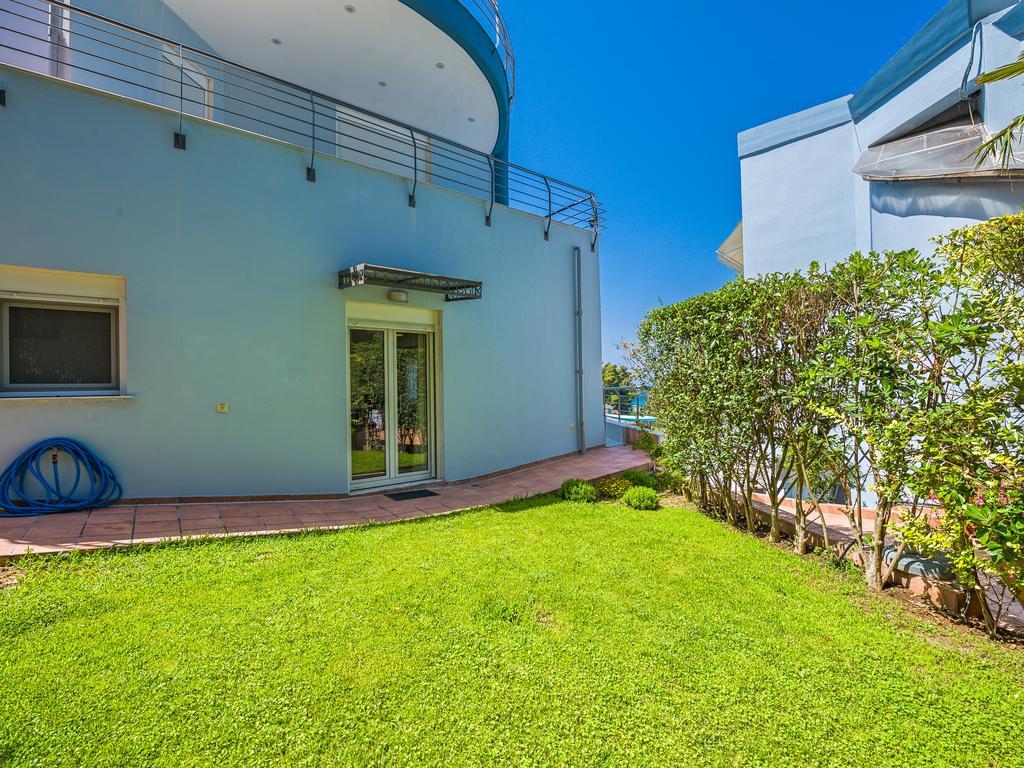 Aegean Residence - F & B Summer Collection Kallithea  Bagian luar foto